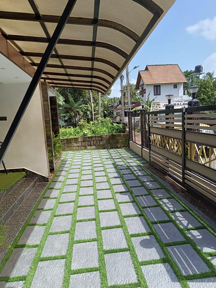 Interlock walkway with polycarbonate canopy